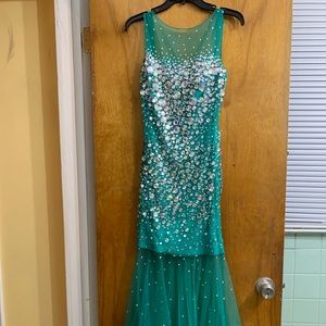 Prom dress/ring/formal